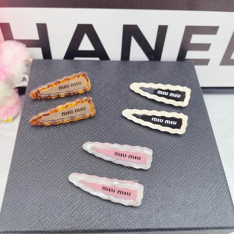 Miumiu Hairpin dx01